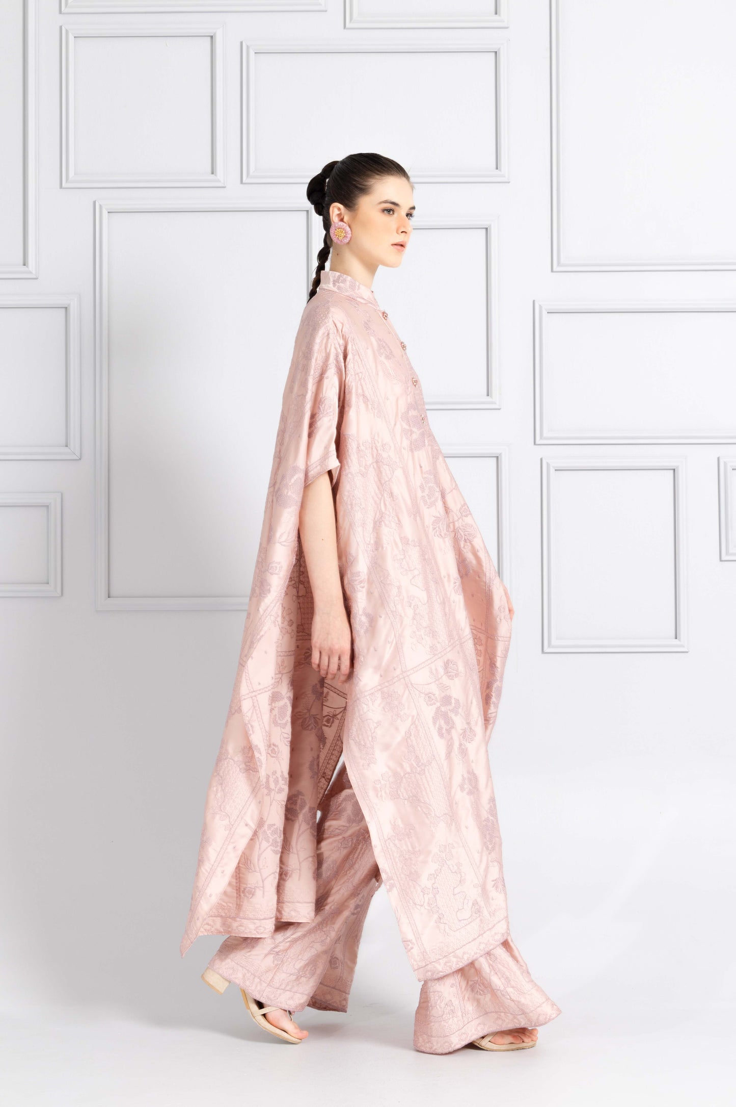 VT 8770 / VT 8746-2 Satin Embroidered Kaftan Top in Blush Set