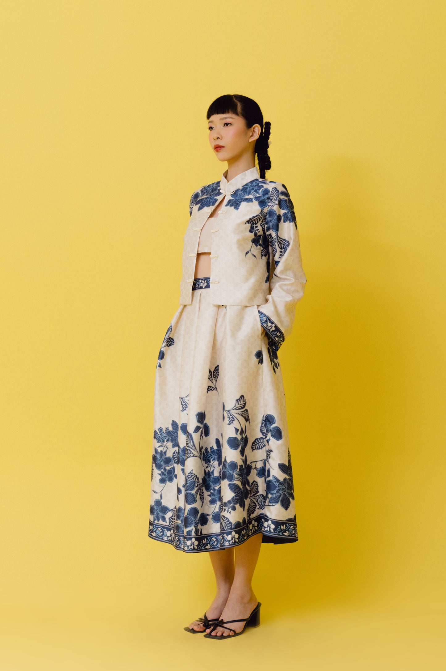 VT 8697 / VT 8698 Diwei Jacket in Beige Set