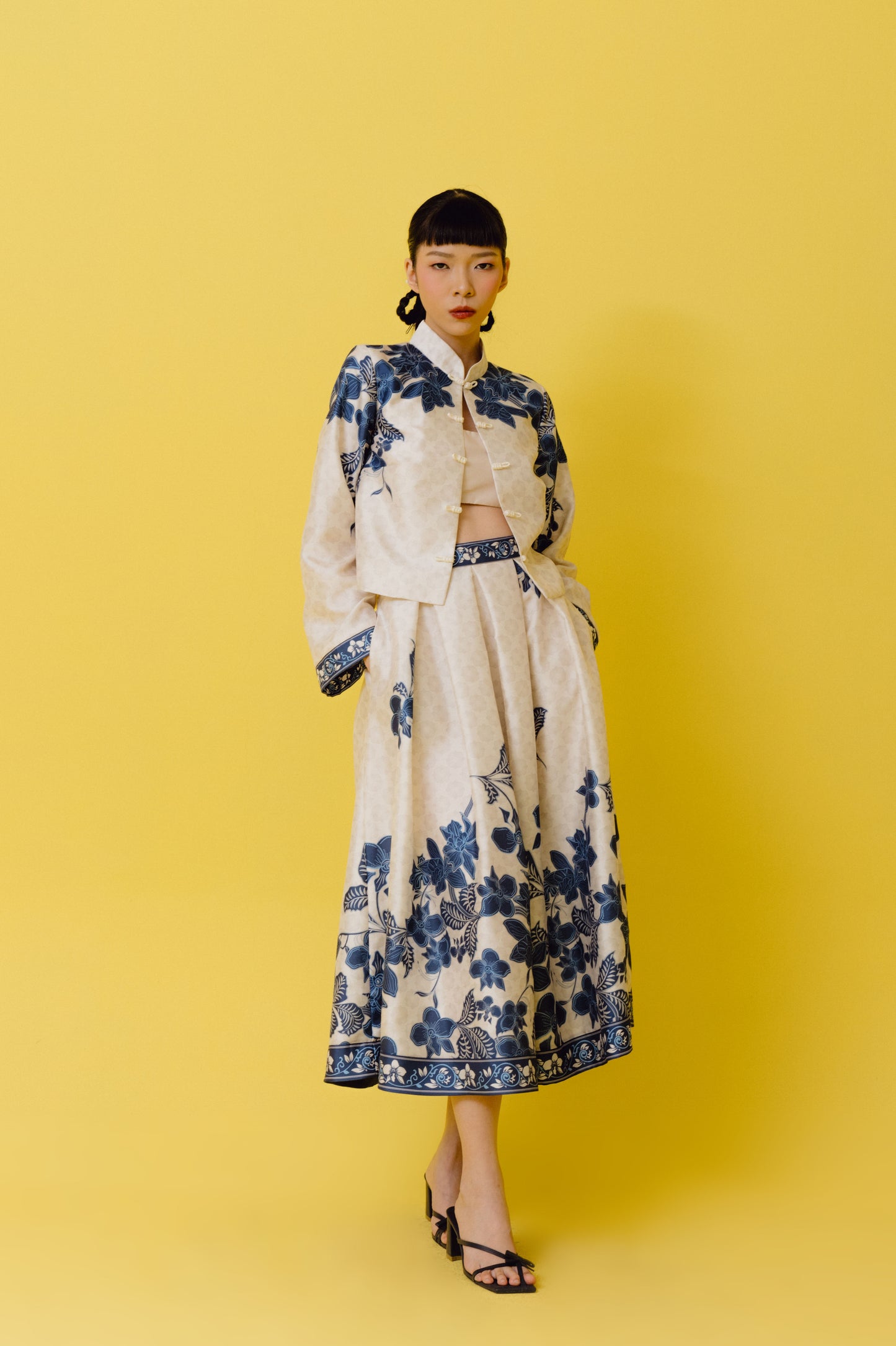 VT 8697 / VT 8698 Diwei Jacket in Beige Set