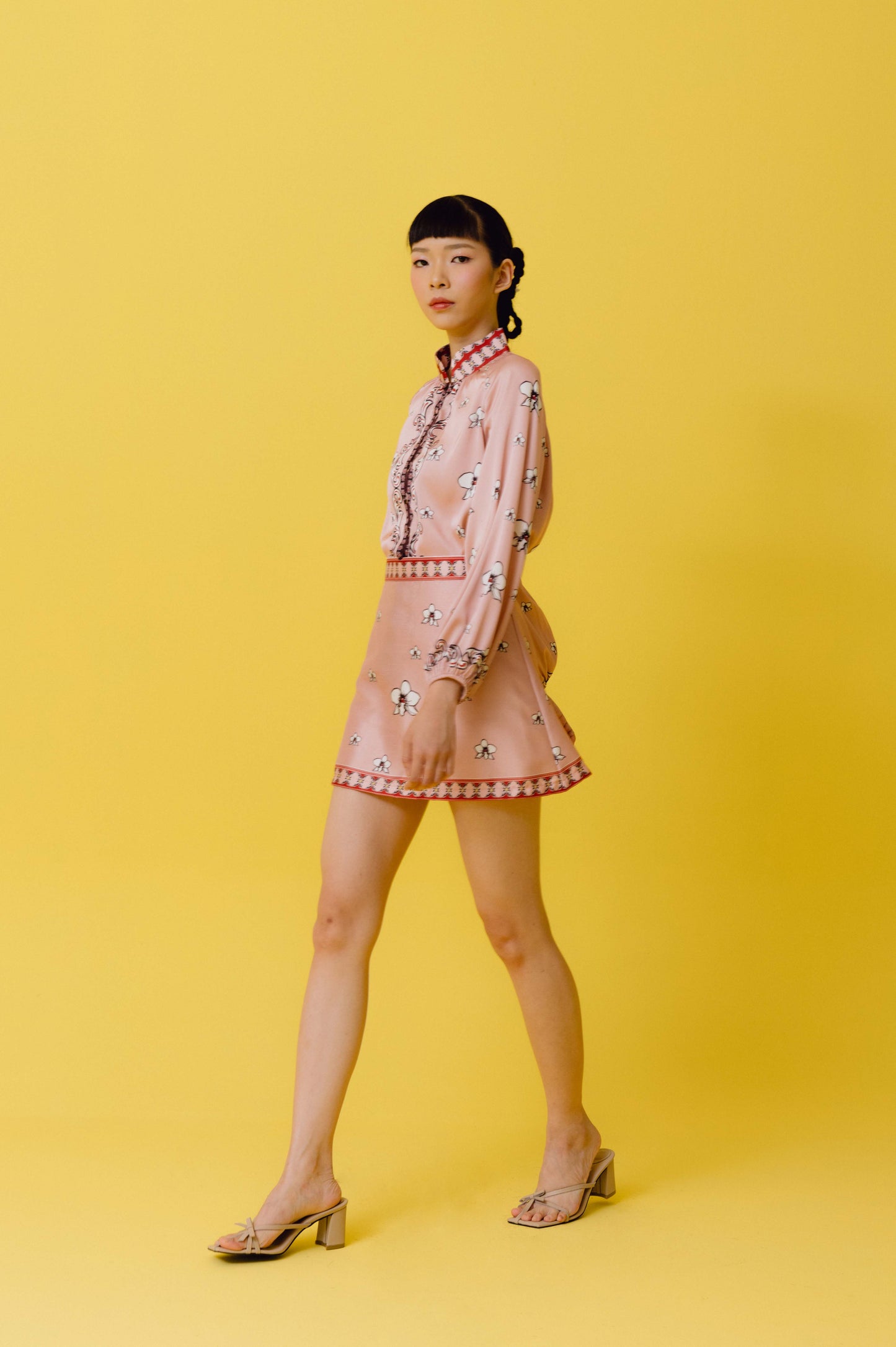 VT 8569-4 / VT 8515-3 Lihua Satin Blouse in Rose Set