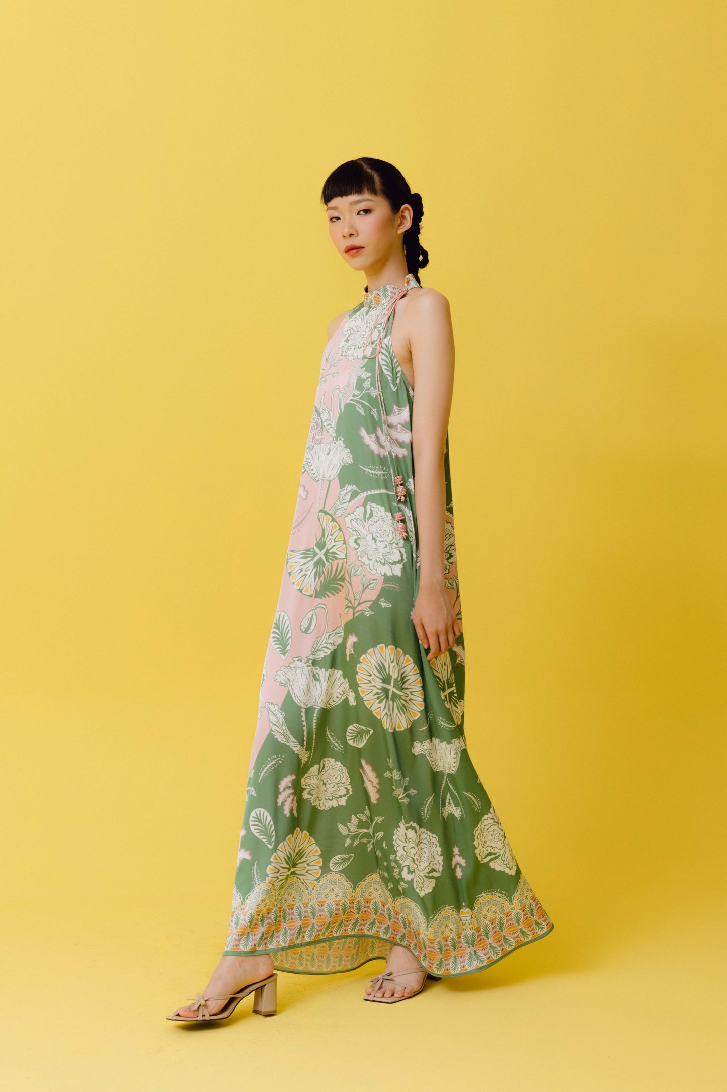 VT 8572-4 AN Halter in Dress