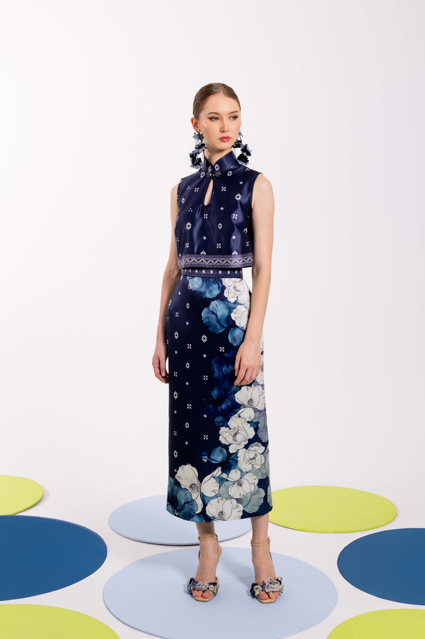 VT 8777 / VT 8778 WUNGA Duchess Croptop in Navy Set