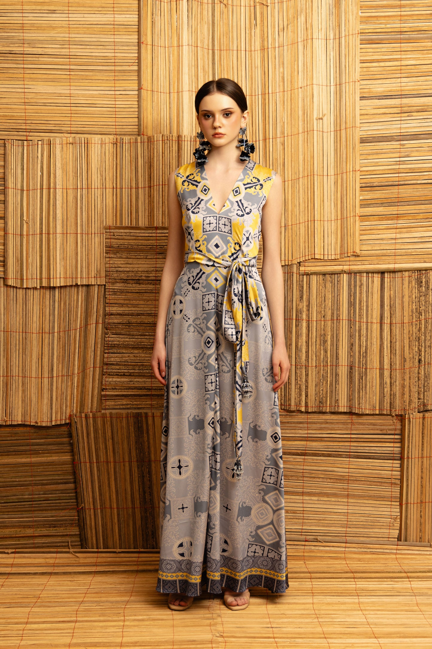 VT 8897 Dana Satin Ankle Dress in Light Blouse