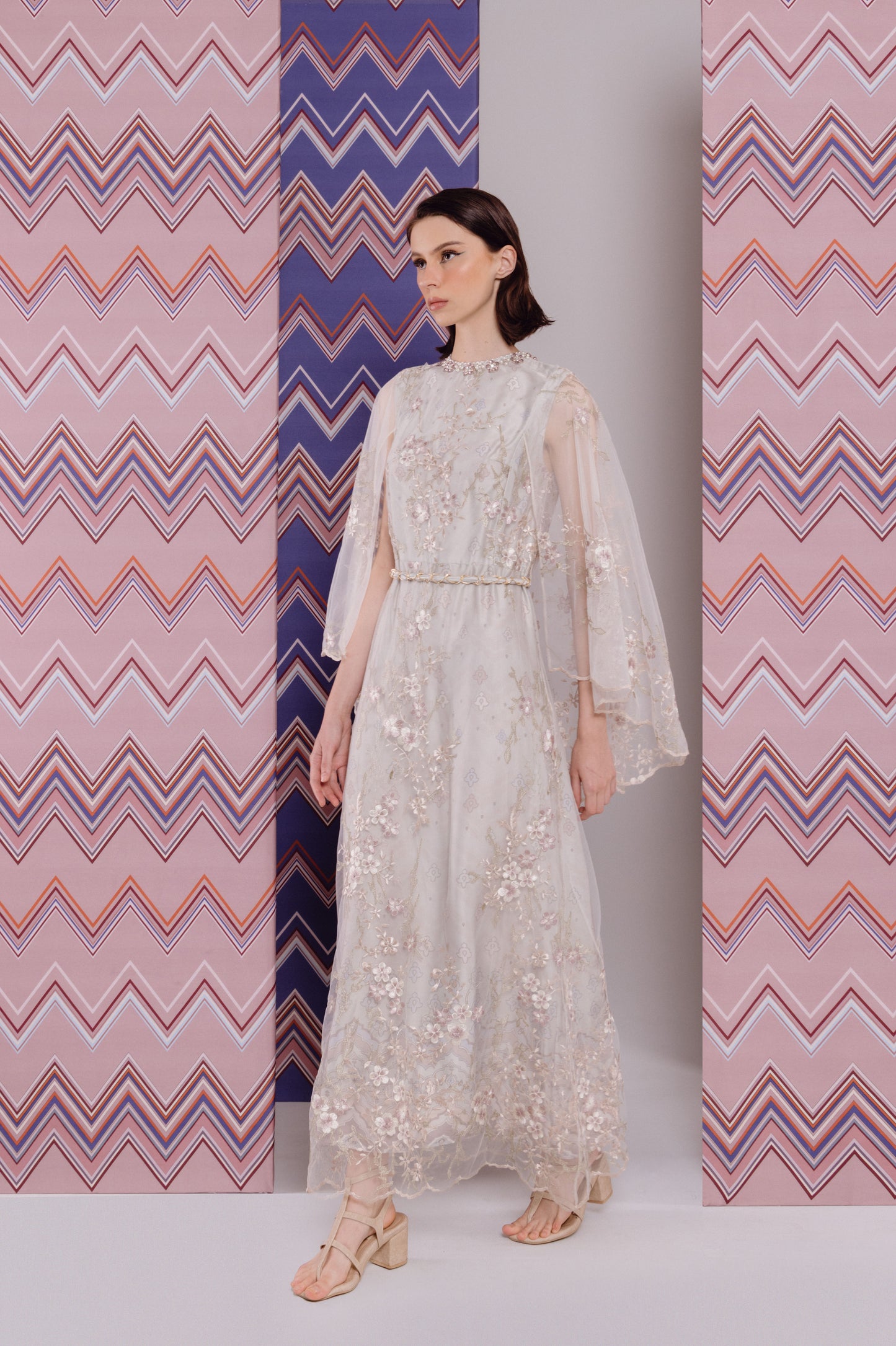 VT 8716 Embroidery Tulle Dress in Creme
