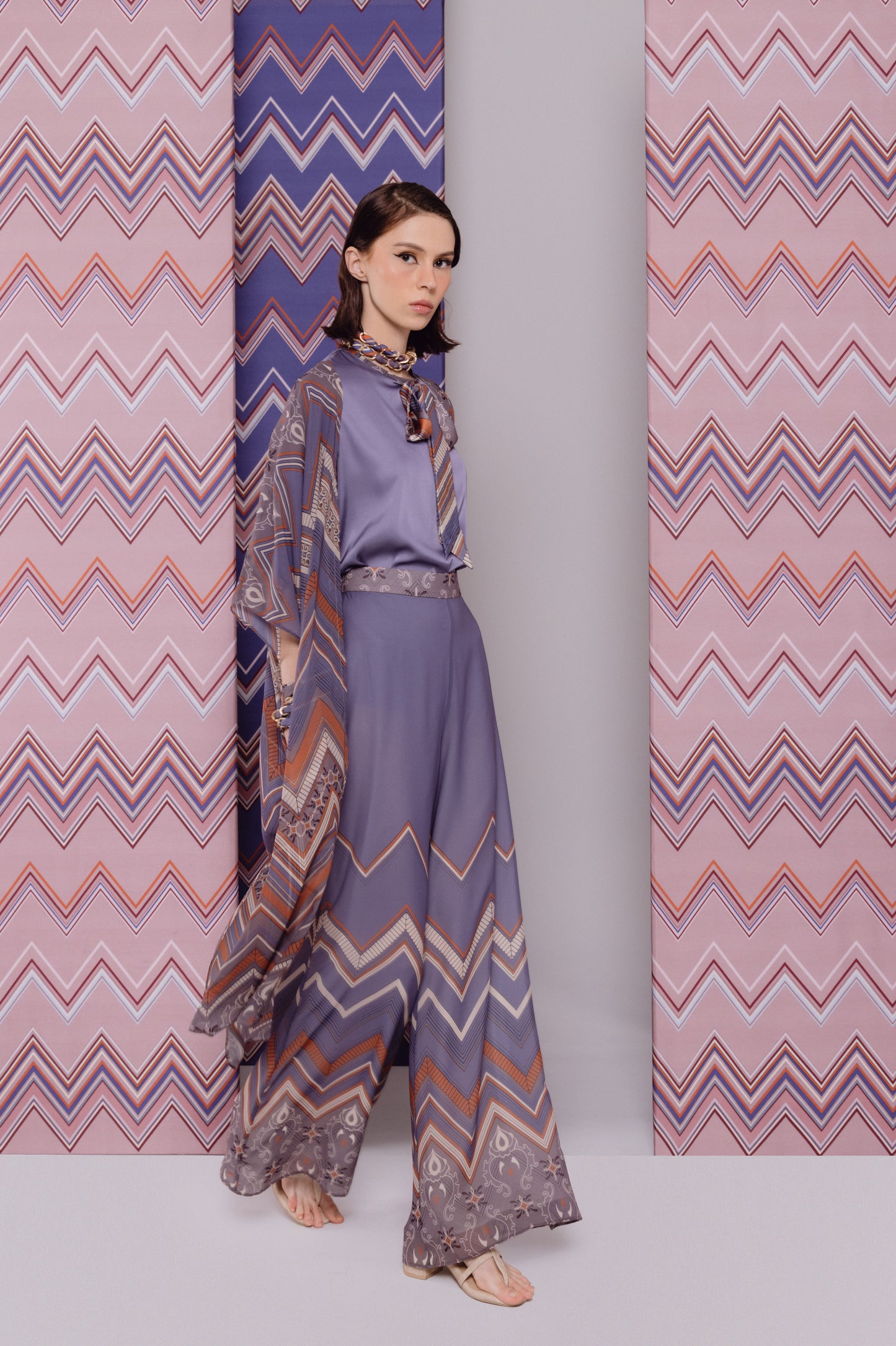 VT 8730 / VT 8732 / VT 8721-3 Mantikei Chiffon Outer Set