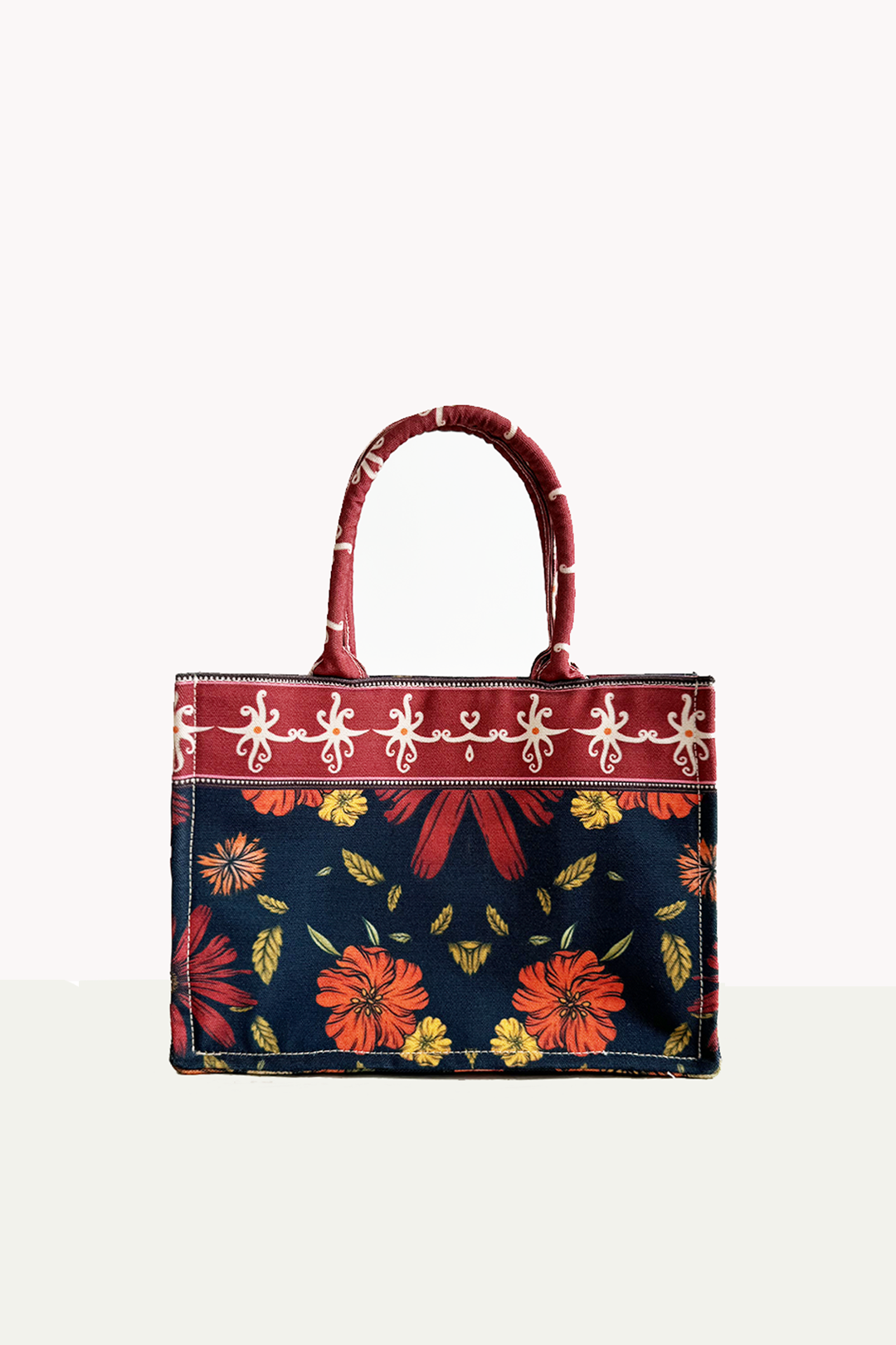 Small Tote Bags Collections