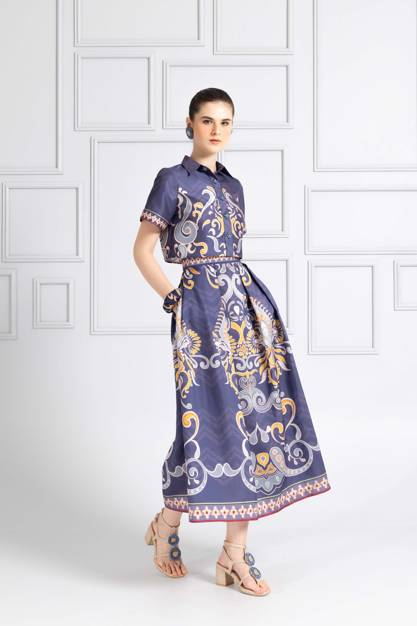VT 8748 / VT 8749 / VT 8547 Huma Shantung Cropped-shirt Set