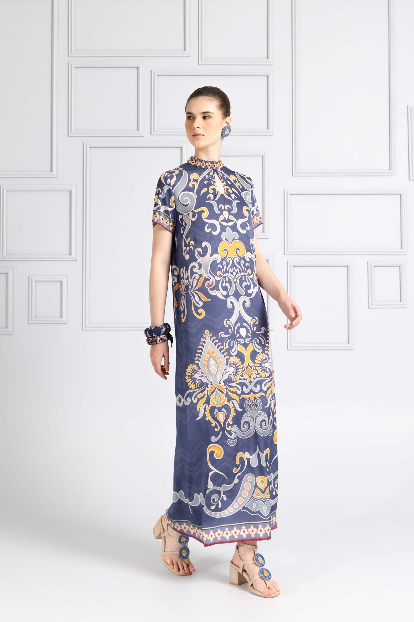 VT 8750 Huma Satin Short Sleeve Ankle-dress