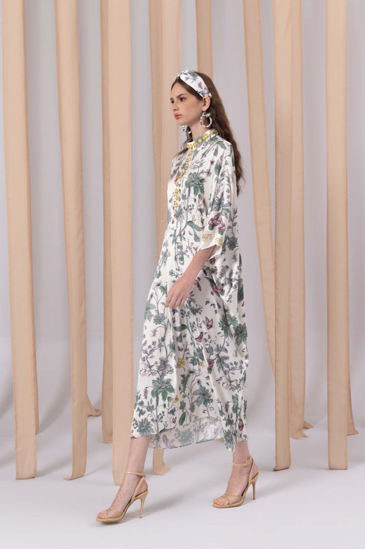 VT 8841-1 Rana Satin Kaftan in Pine