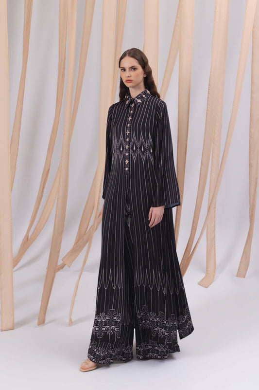 VT 8853 / VT 8839-3 Ananta Tunic in Black Set
