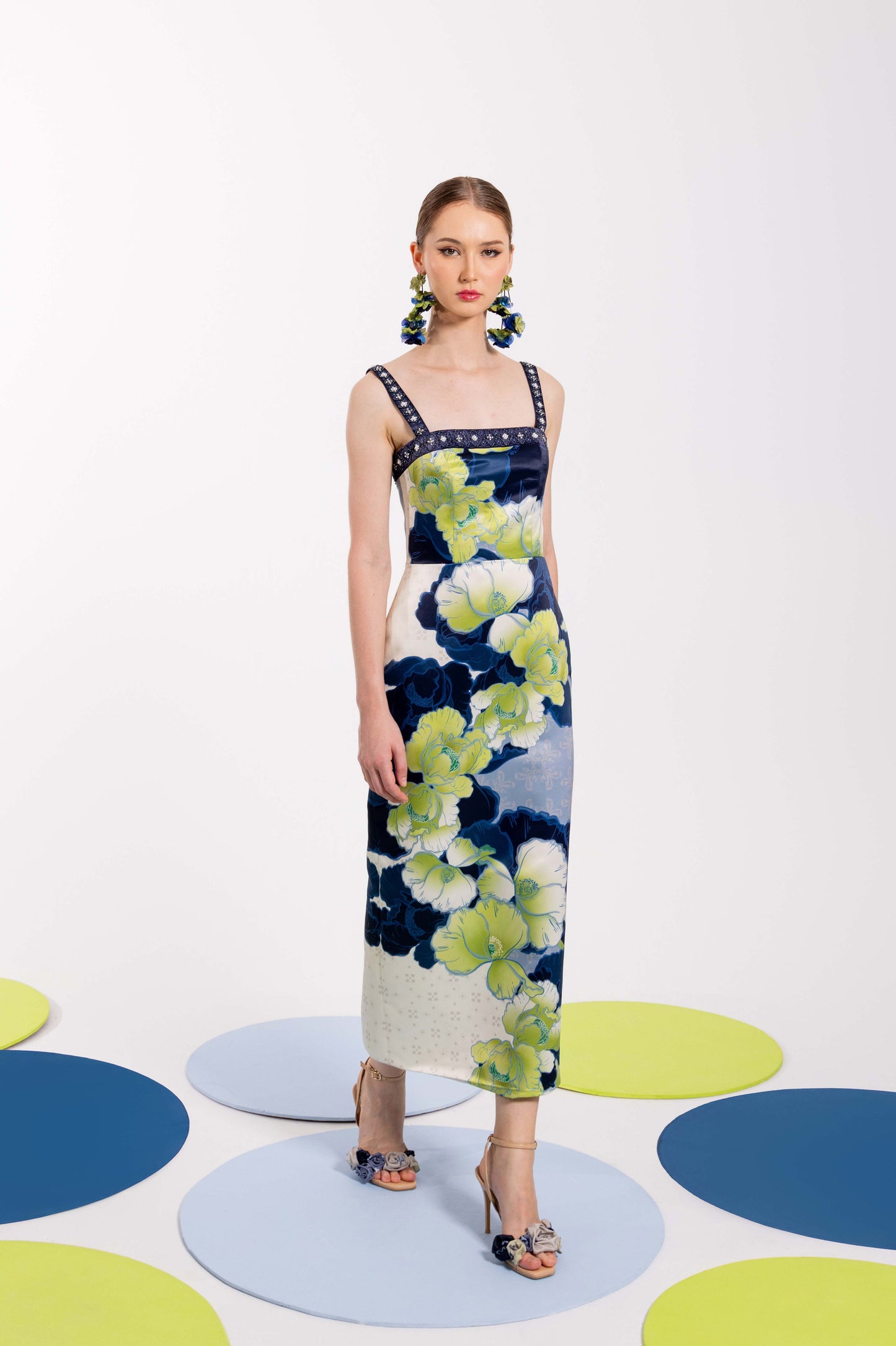 VT 8799 WUNGA Duchess Midi-dress in Lime