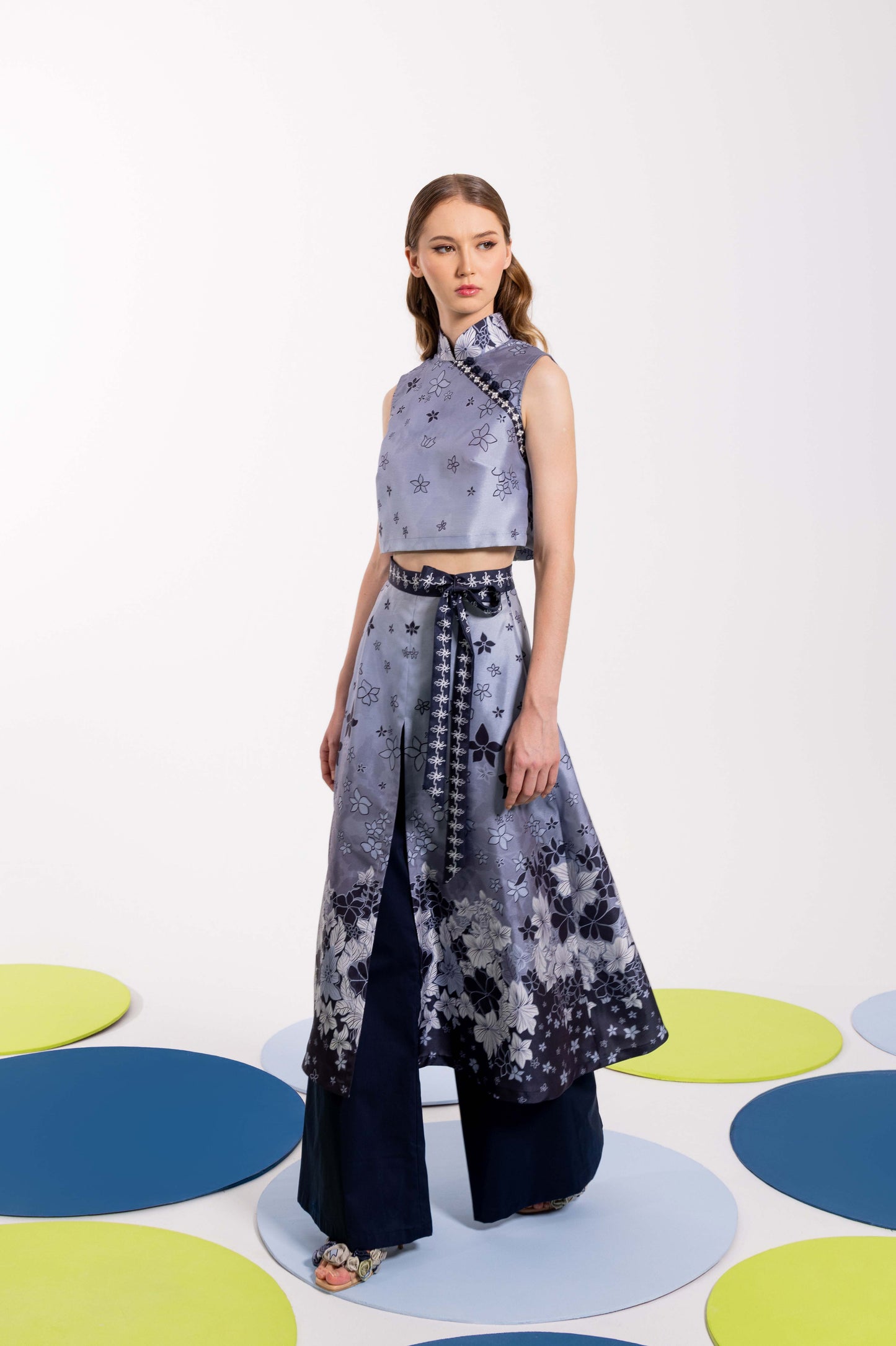 VT 8783 / VT 8784 RUNI Shantung Croptop in Navy Set