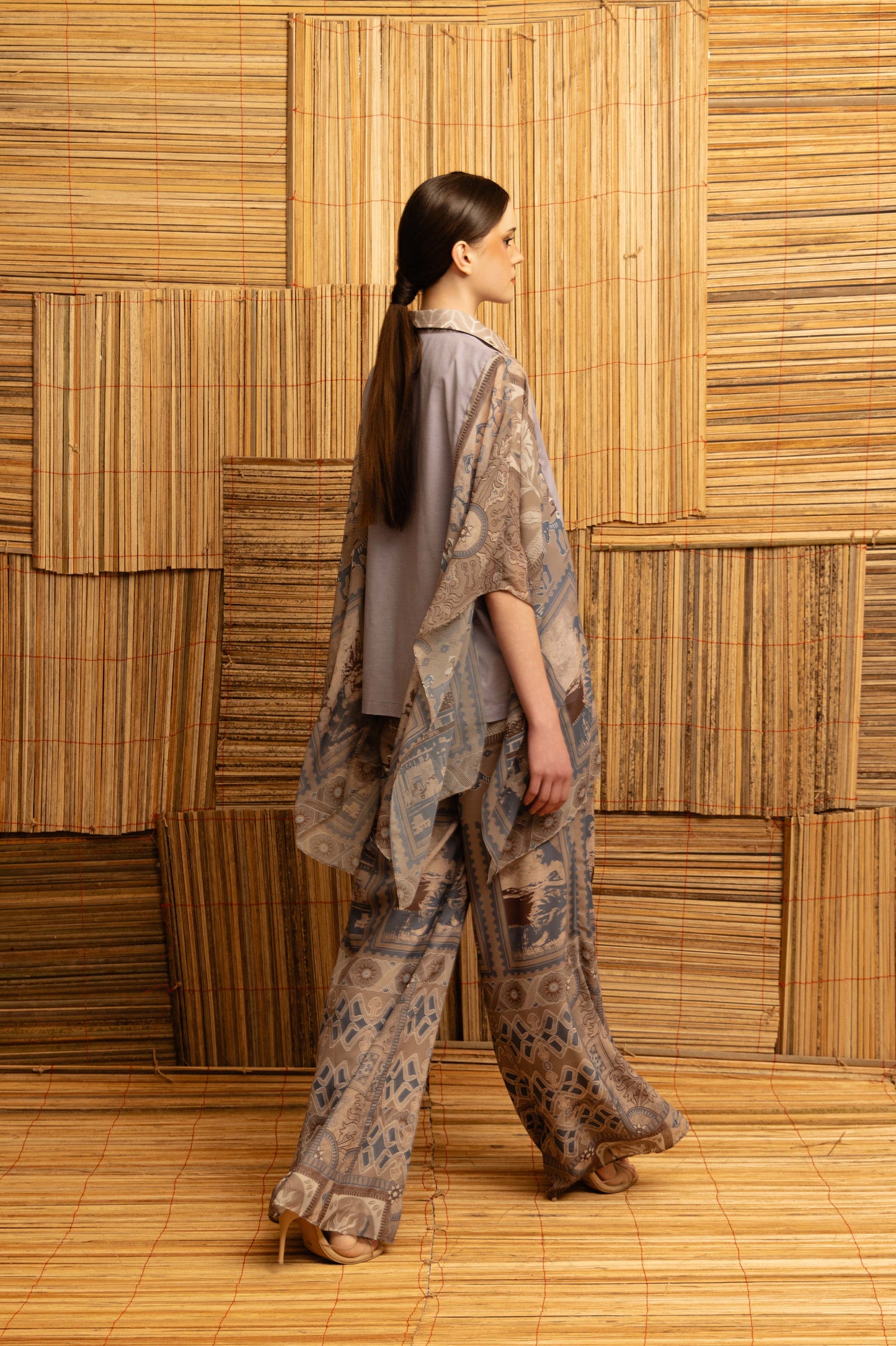 VT 8878-1 / VT 8882-1 Oboi Blouse with Draped Sleeve Set
