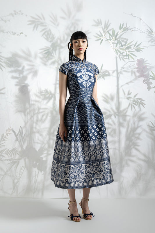 VT 8823-1 Qing Mikado Midi Dress
