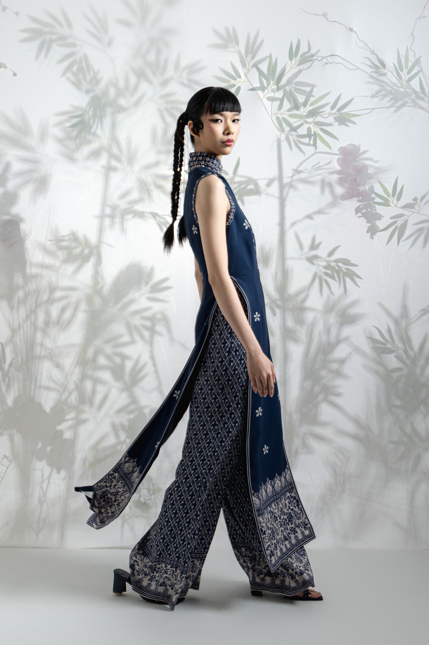 VT 8822 / VT 8776-9 Qing Crepe Long Blouse Set