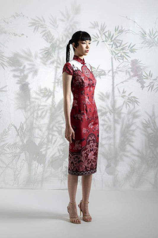 VT 8819-1 Hong Pleated Mikado Qipao