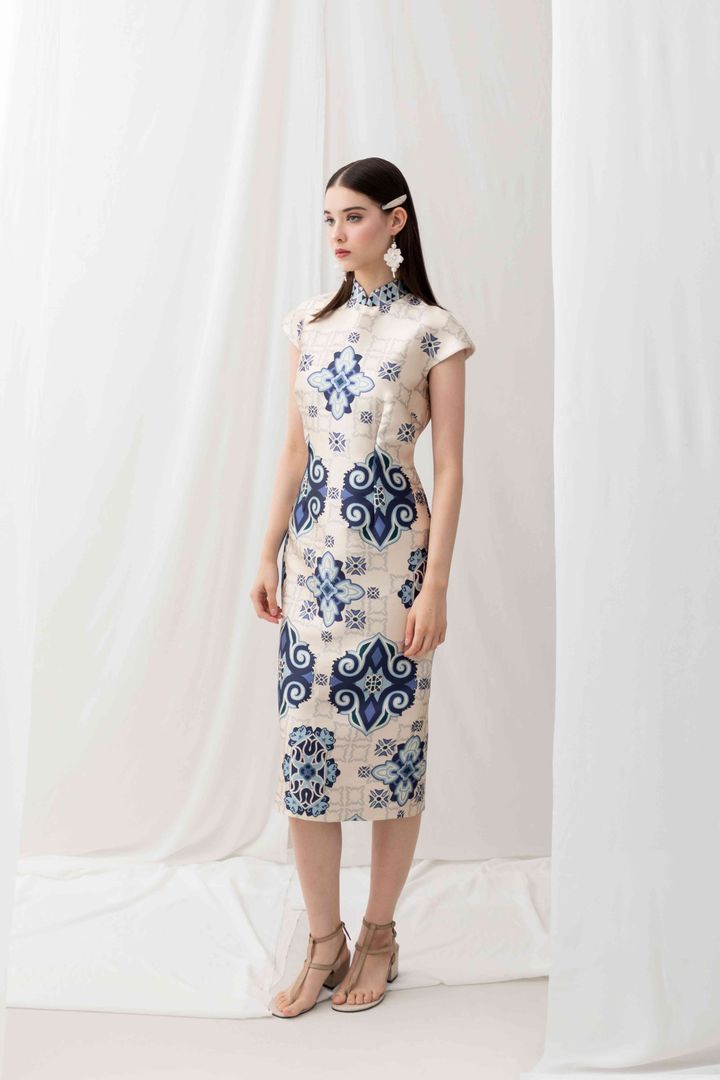 VT 8518 Djata Shantung Qipao Dress in Creme