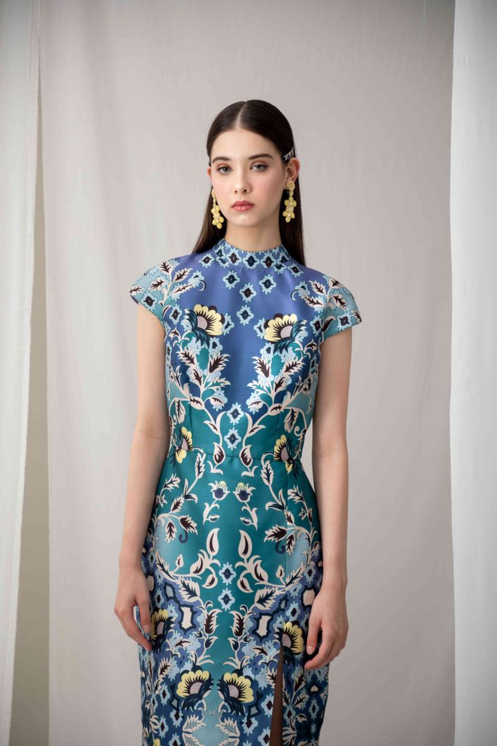 VT 8533 Aven Shantung Qipao Dress